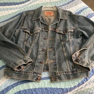 LEVI STRAUSS & Company Jacket size Large In good condition.